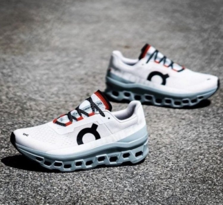 On Cloud Monster Frost Surf Sneakers
