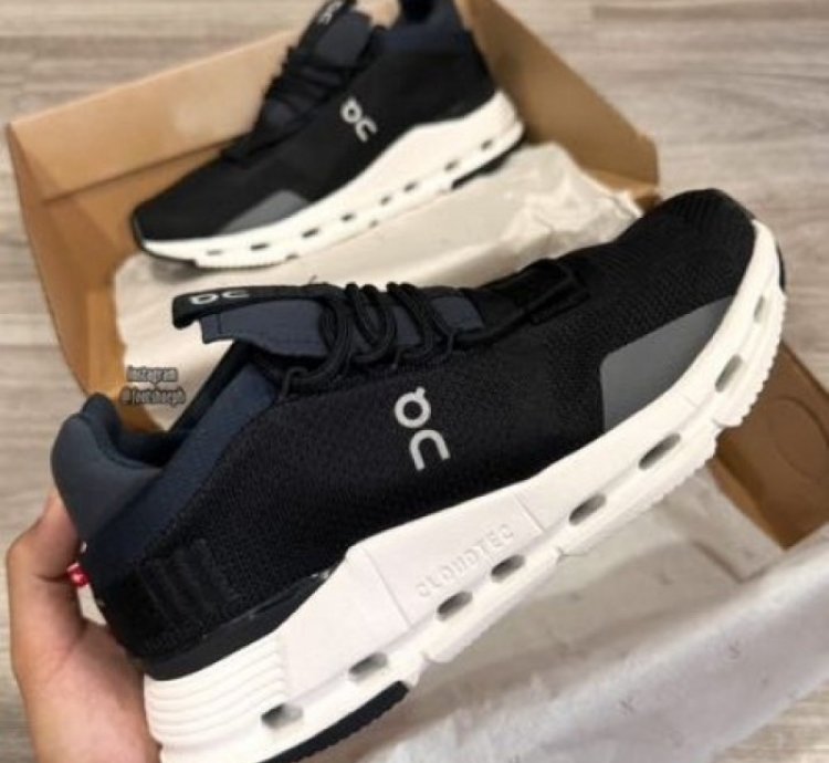 On Cloud Nova Running Black White Sneakers