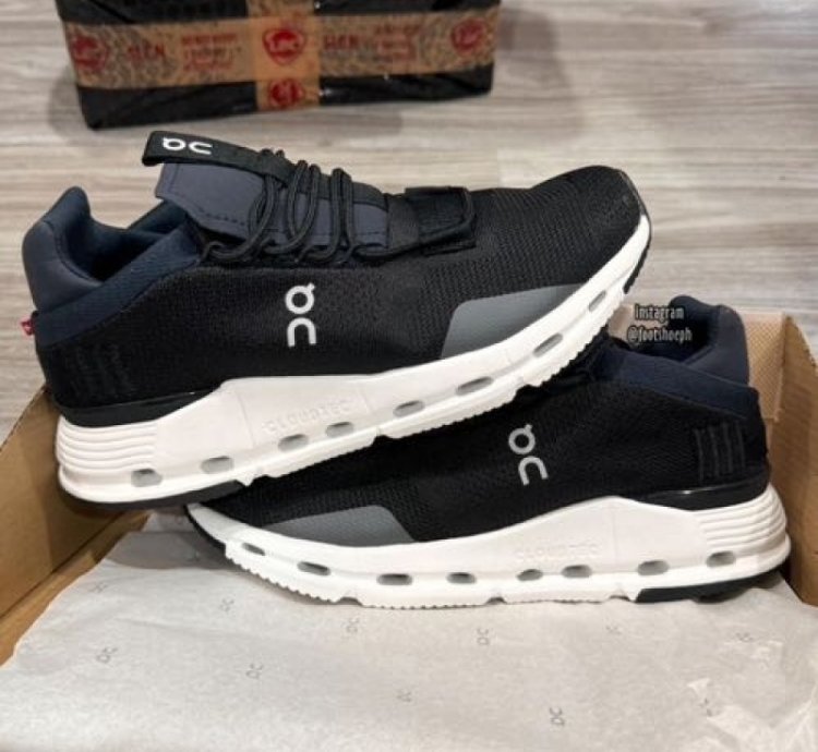 On Cloud Nova Running Black White Sneakers