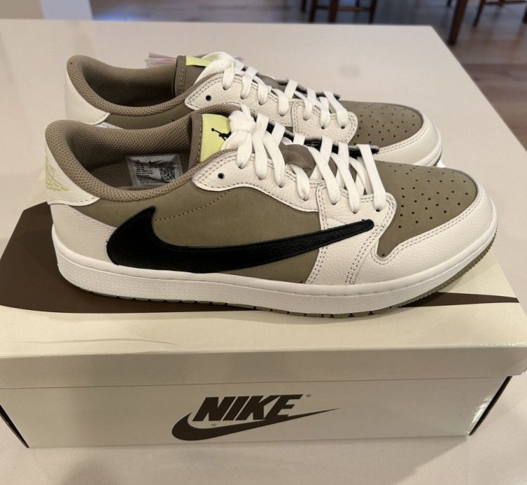 Air Jordan Travis Scott 1 Low Golf