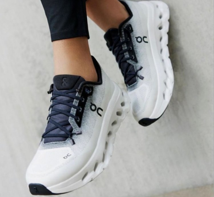 On Cloud Tilt 2 0 Black Ivory Sneakers