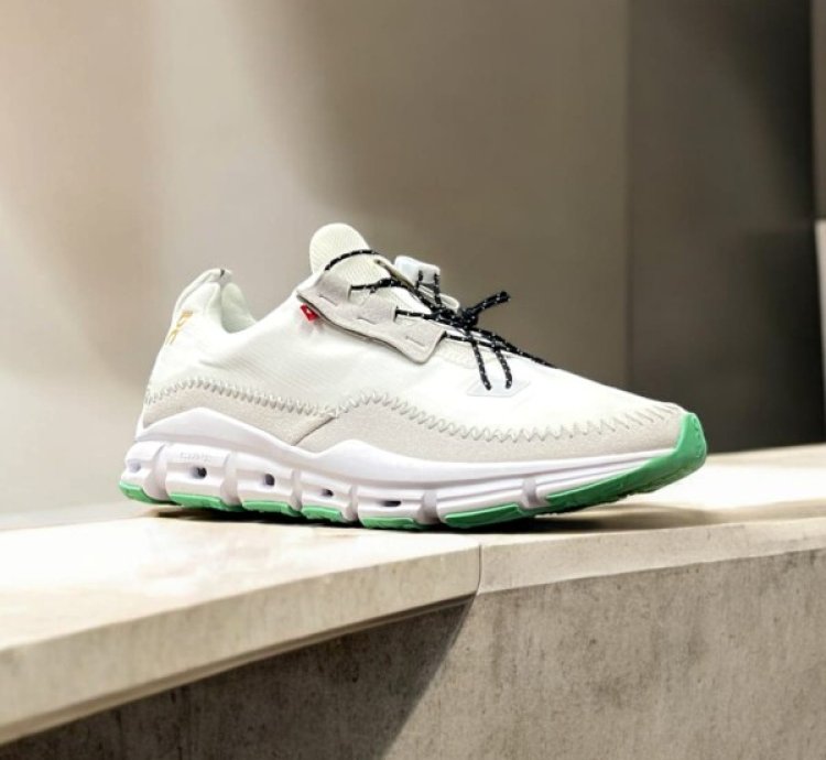 On Cloudaway Trainers White Beige Sneakers
