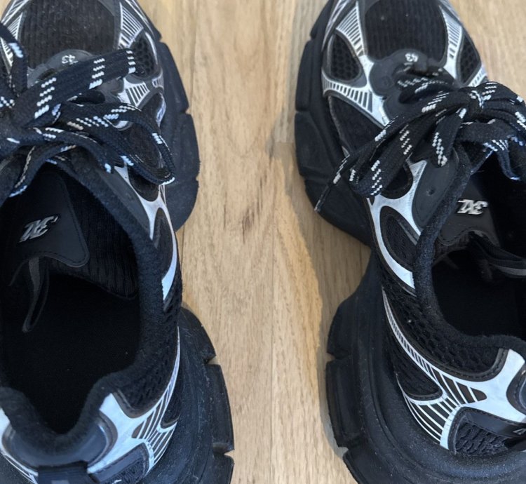 3xl Sneaker