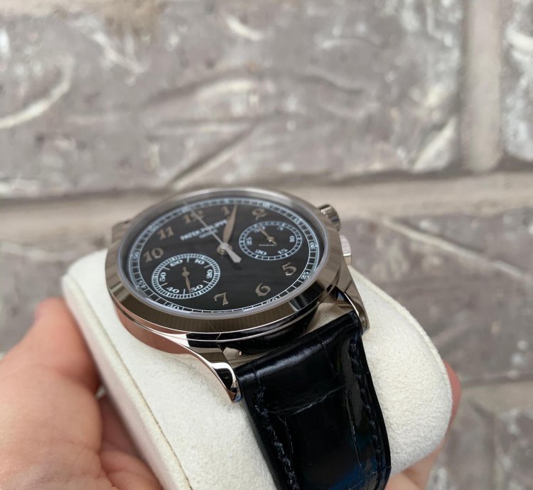 Patek Philippe Chronograph 5170g-010 Black Chronograph
