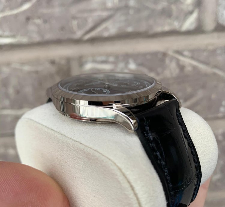 Patek Philippe Chronograph 5170g-010 Black Chronograph