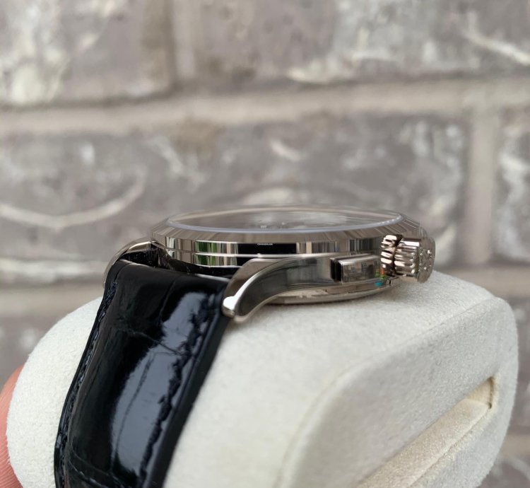 Patek Philippe Chronograph 5170g-010 Black Chronograph