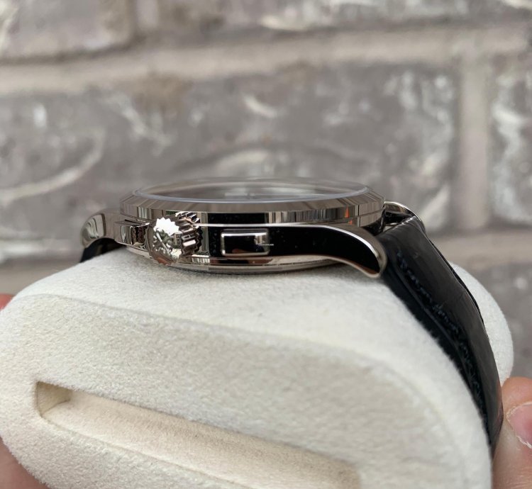 Patek Philippe Chronograph 5170g-010 Black Chronograph