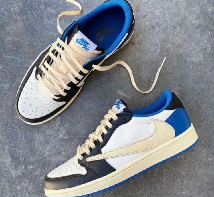 Air Jordan 1 Retro Low Og Sp Fragment X Travis Scott