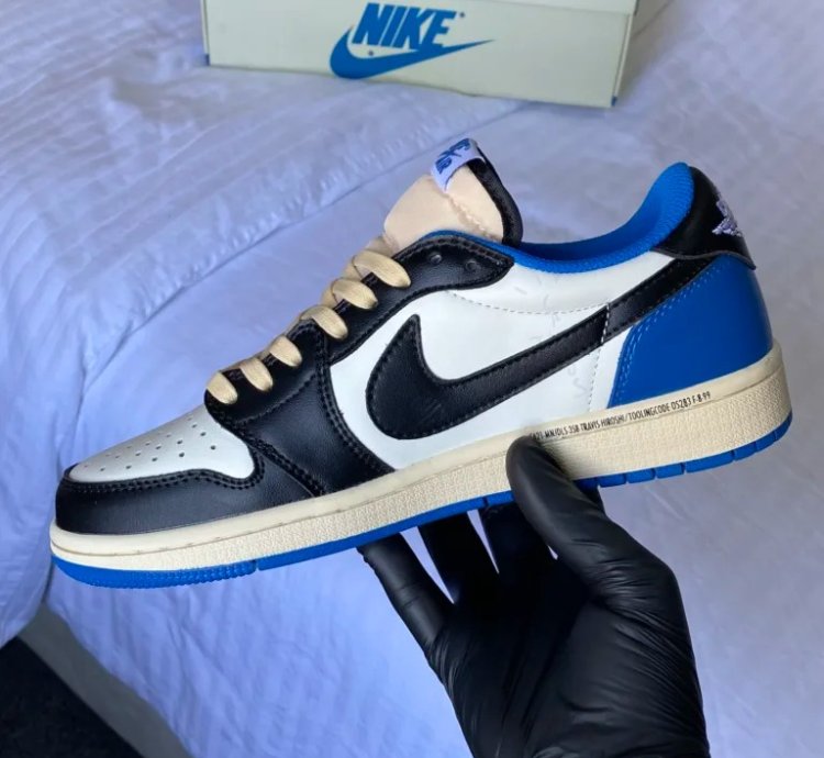 Air Jordan 1 Retro Low Og Sp Fragment X Travis Scott