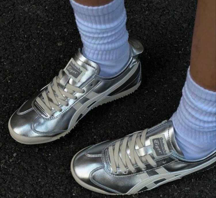 Onitsuk A Tiger Silver Sneakers