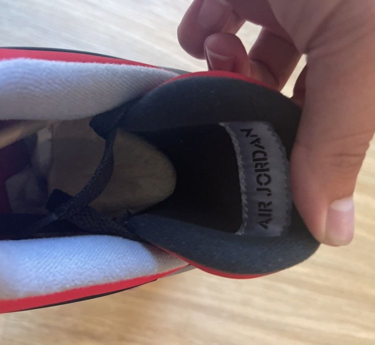 Dead Stock 2013 Retro 4s