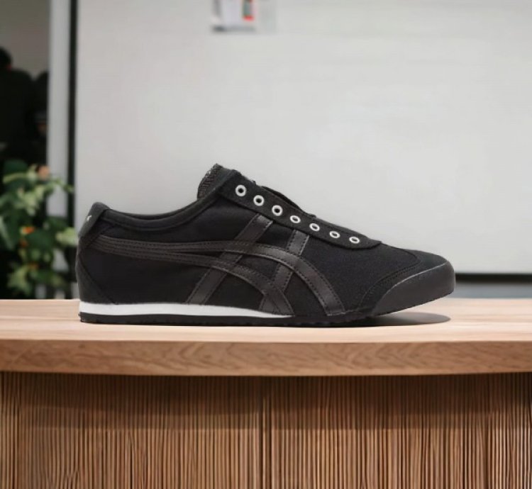 Onitsuka Tiger Full Black Slipons
