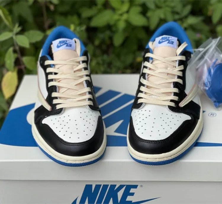 Air Jordan 1 Retro Low Og Sp Fragment X Travis Scott