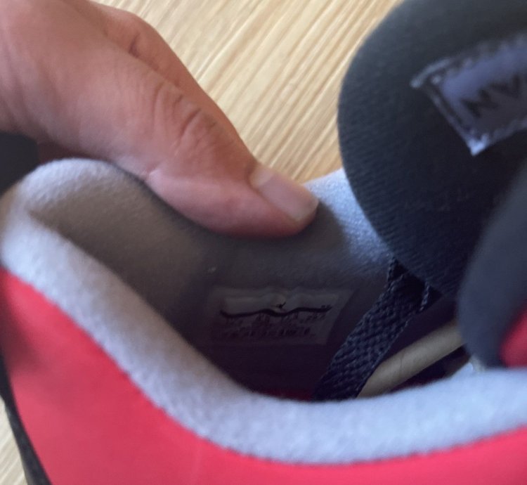 Dead Stock 2013 Retro 4s