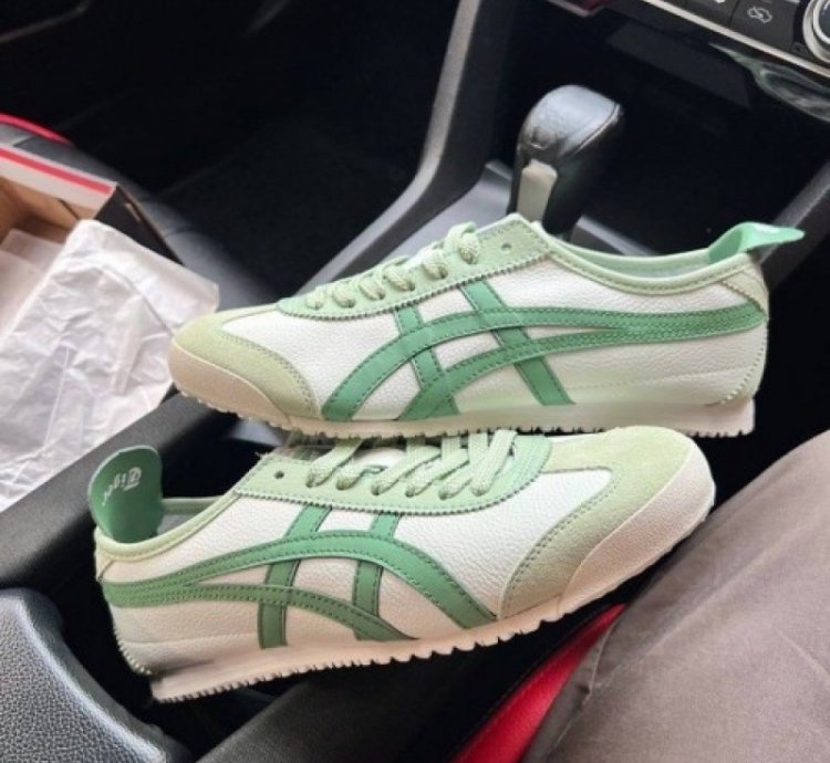 Onitsuka Tiger Mexico 66 Athletic Sneakers