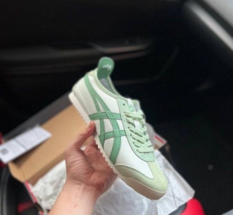 Onitsuka Tiger Mexico 66 Athletic Sneakers