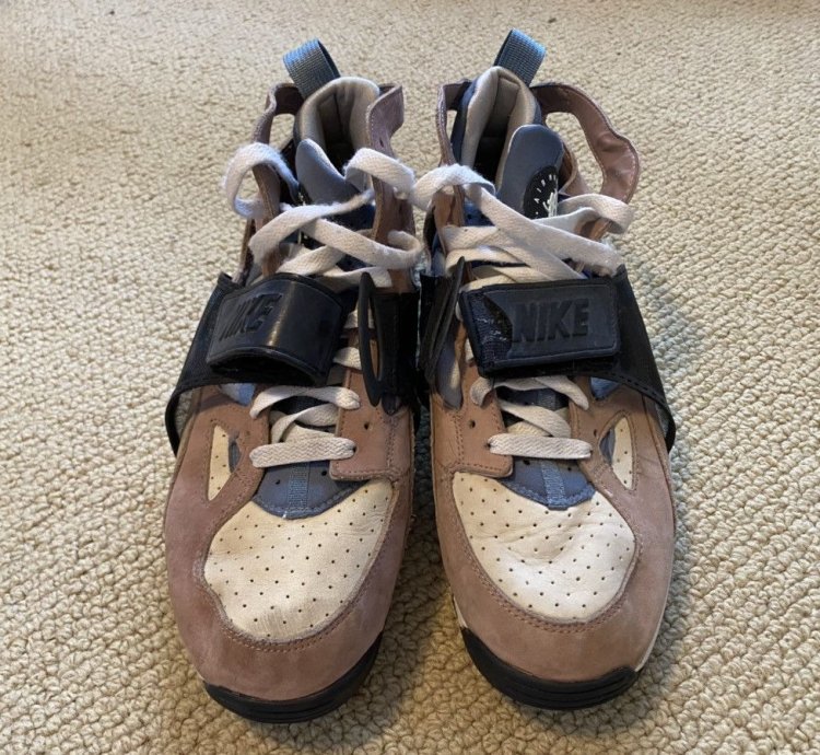 Vintage Air Trainer Huarache Escape