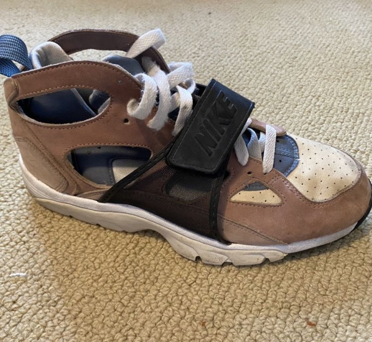 Vintage Air Trainer Huarache Escape