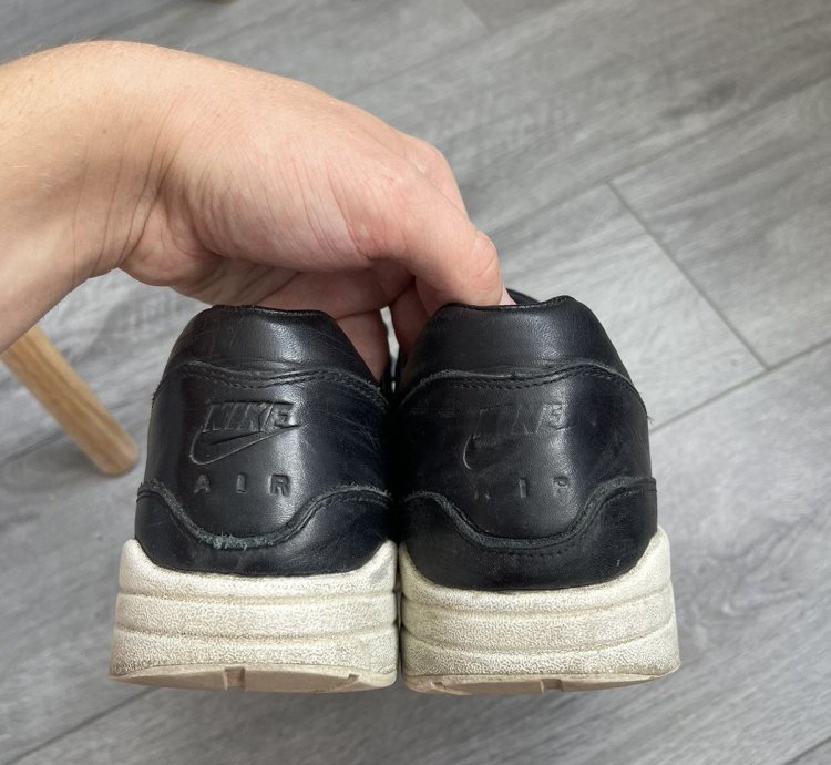 Vintage Black Leather Low Top Nike Air Max 1