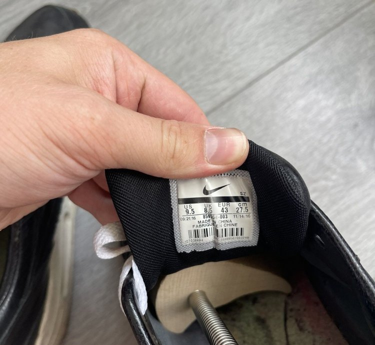 Vintage Black Leather Low Top Nike Air Max 1