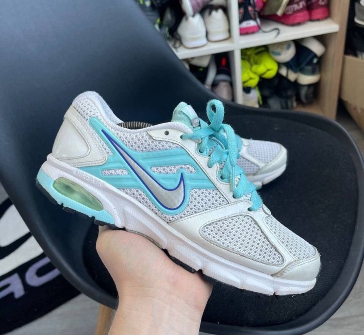 Vintage Blue Rare 90s Nike Air Max Low Top Sneakers