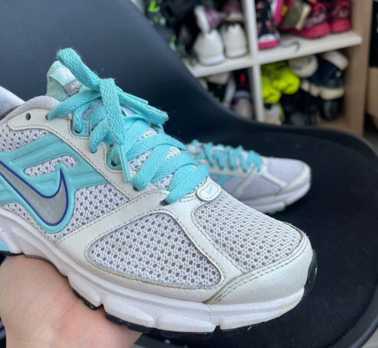 Vintage Blue Rare 90s Nike Air Max Low Top Sneakers