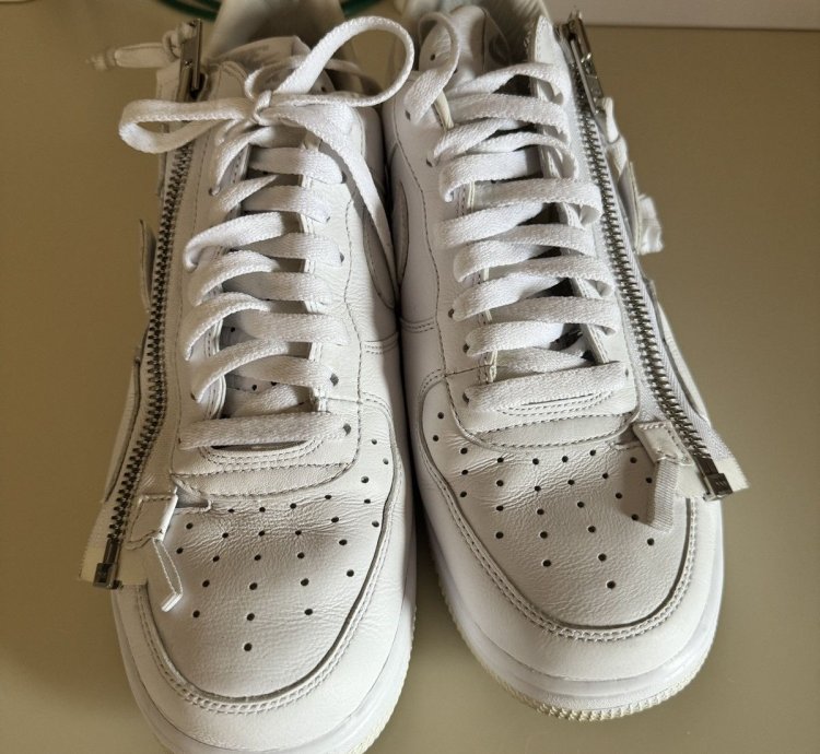 Acronym Nike Lunar Force 1