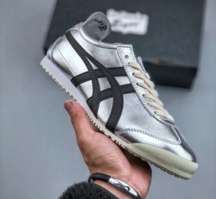 Onitsuka Tiger Mexico 66 Pure Silver Black Sneakers