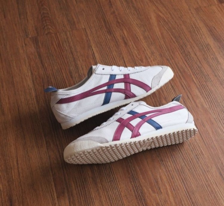 Onitsuka Tiger Mexico 66 White Dried Berry Sneakers
