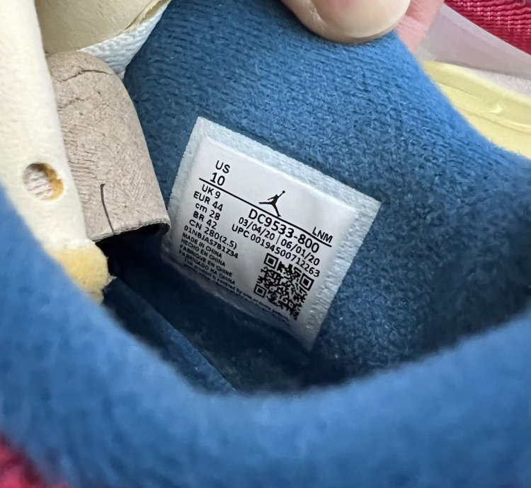 Ds Union Jordan 4 Guava Ice