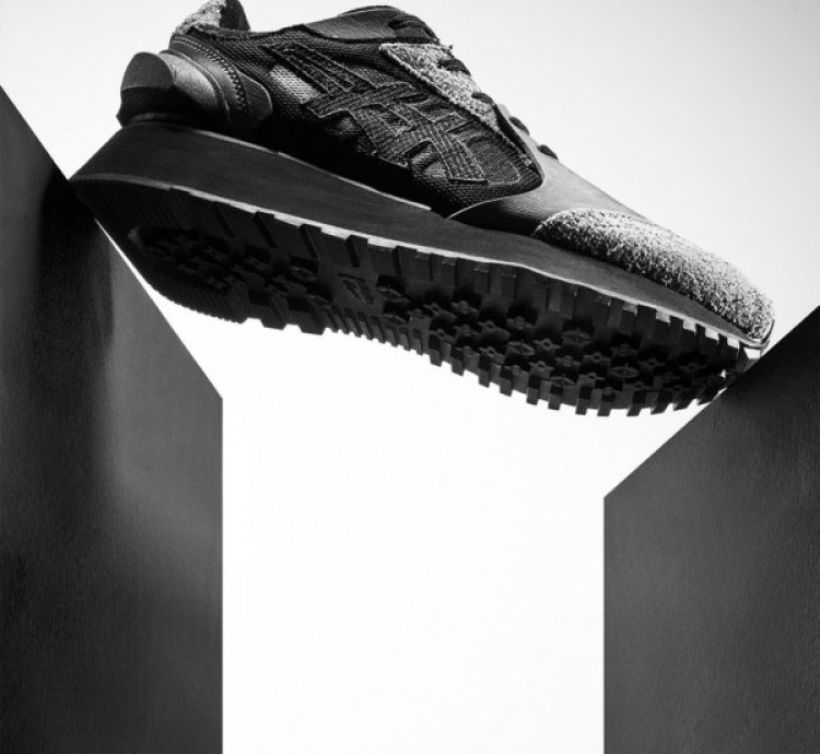Onitsuka Tiger Moage Co Black Grey Sneakers