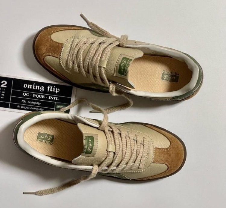 Onitsuka Tiger Tokuten Beige Green Sneakers