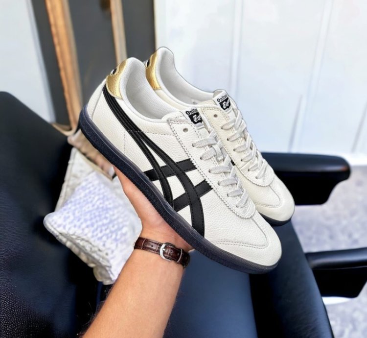 Onitsuka Tiger Tokuten Black White Sneakers