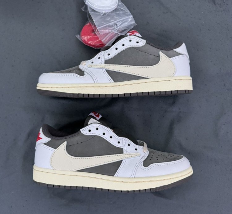 Jordan 1 Low Travis Scott Reverse Mocha