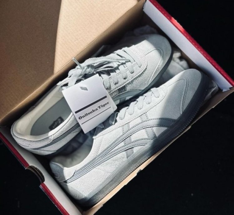 Onitsuka Tiger Tokuten Grey Sneakers
