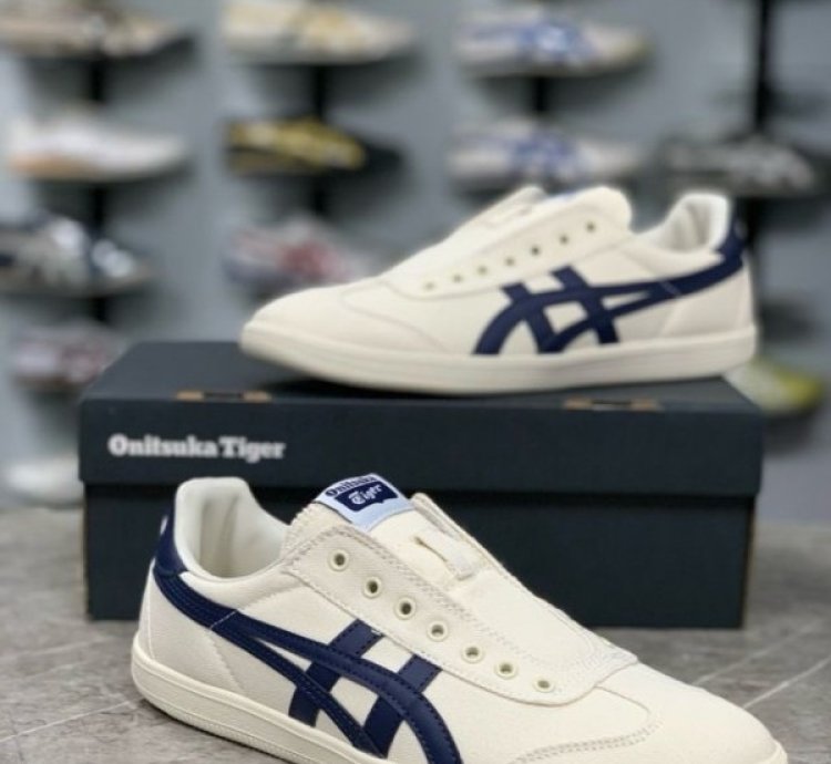 Onitsuka Tiger Tokuten Navy Cream Slipons