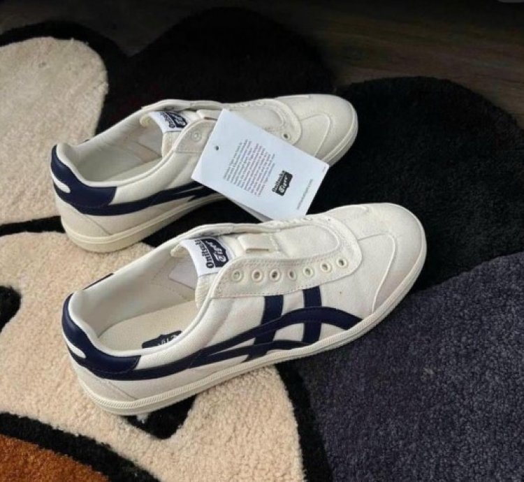 Onitsuka Tiger Tokuten Navy Cream Slipons