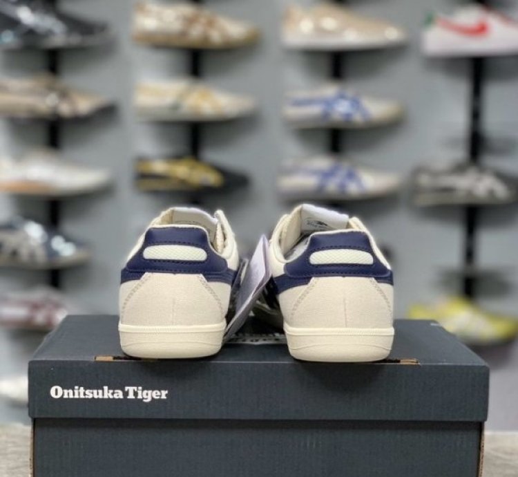 Onitsuka Tiger Tokuten Navy Cream Slipons