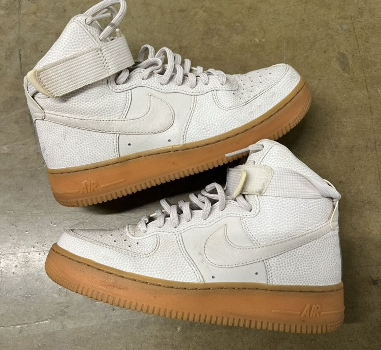 Vintage Nike Air Force 1 High Gum Bottom Utility Strap Shoes