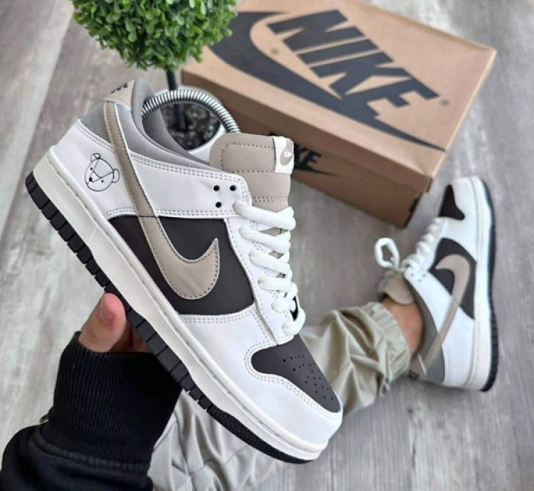 Otomo Katsuhiro X Nike Sb Dunk Low Dark Brown Sneakers