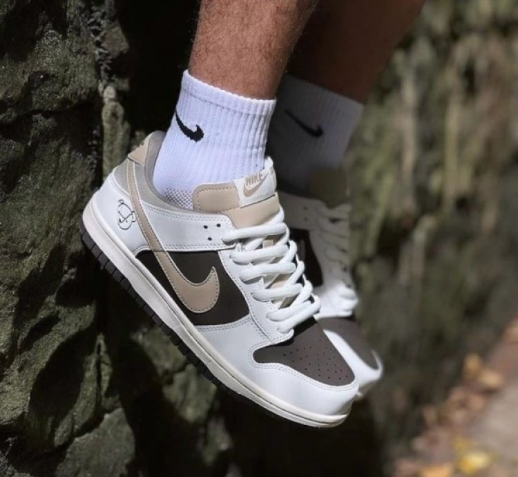 Otomo Katsuhiro X Nike Sb Dunk Low Dark Brown Sneakers