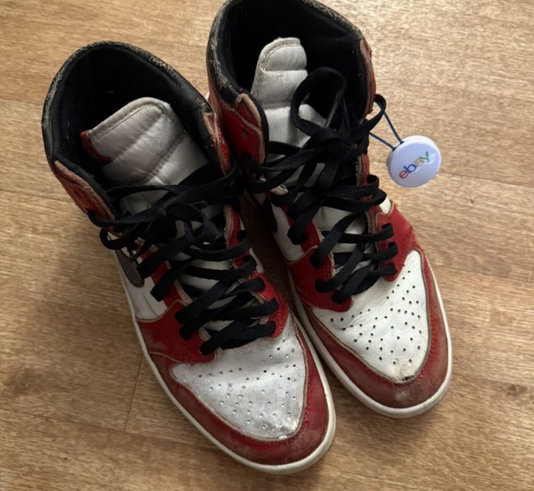 Vintage Nike Air Jordan 1 1985 Chicago Size 11