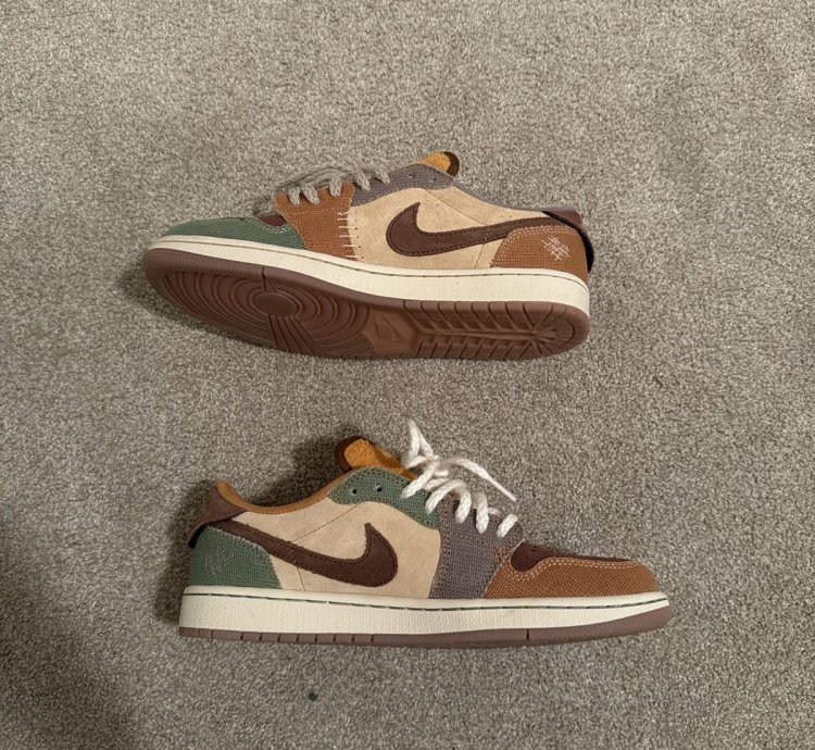 Jordan 1 Low Voodoo