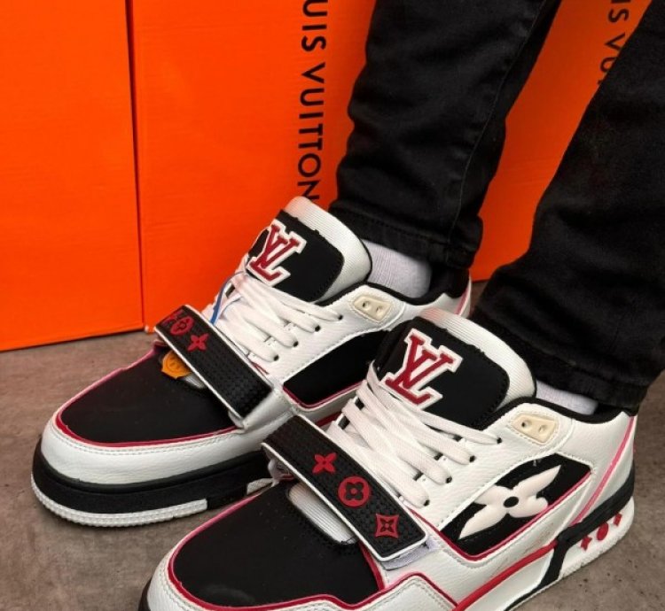 Ouisvuitton Trainer Strap Black Red Sneakers