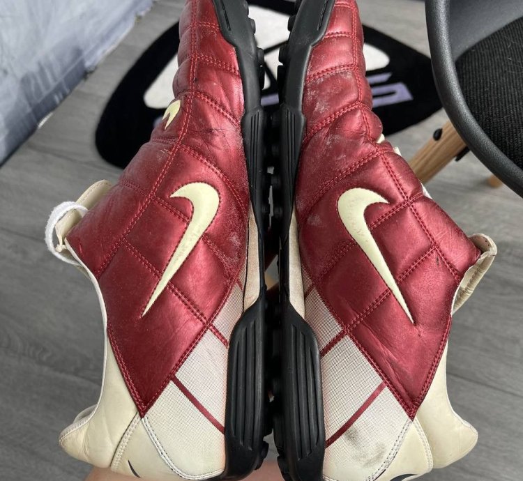 Vintage Nike Totalissimo Soccer Shoes Total