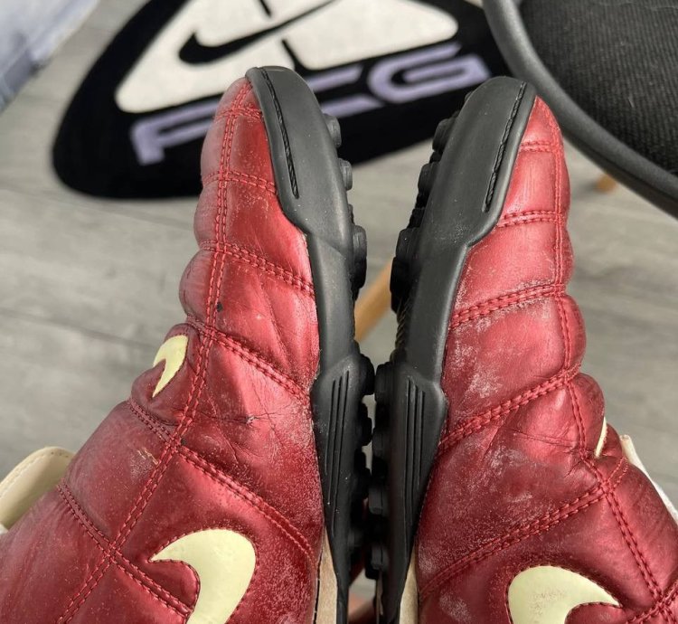 Vintage Nike Totalissimo Soccer Shoes Total