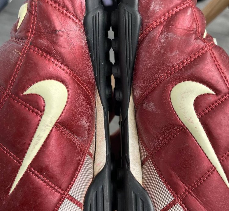 Vintage Nike Totalissimo Soccer Shoes Total