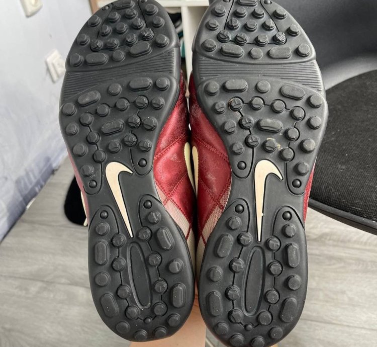 Vintage Nike Totalissimo Soccer Shoes Total