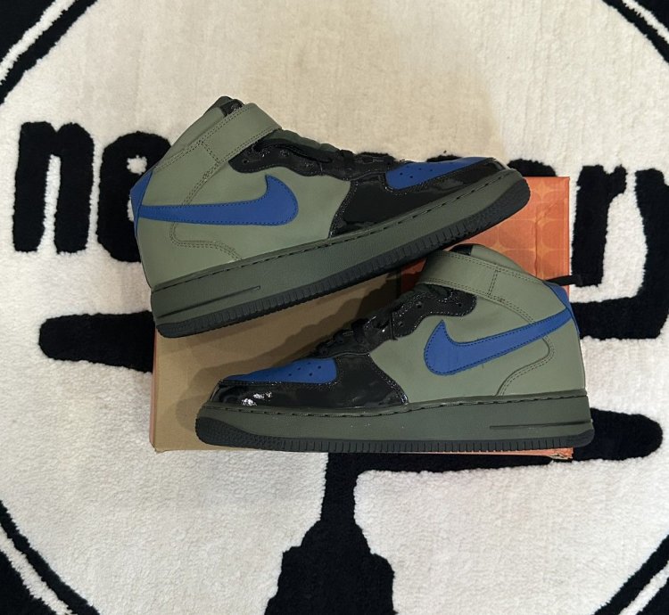 Vintage Nike Air Force 1 Mid Dirk