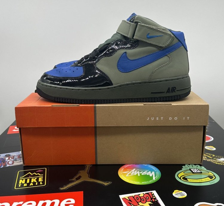Vintage Nike Air Force 1 Mid Dirk